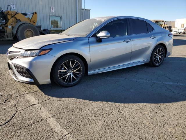 TOYOTA CAMRY SE 2022 with VIN 4T1T11AK7NU659964 - Photo from auction