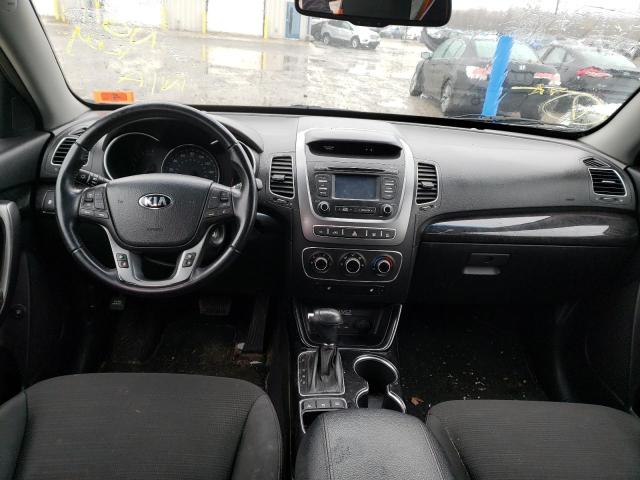 Photo 8 from auction – 2015 KIA SORENTO LX with VIN 5XYKTDA70FG600829