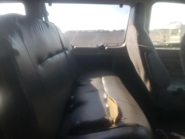 Photo 11 from auction – 2010 FORD ECONOLINE with VIN 1FBSS3BL9ADA47330