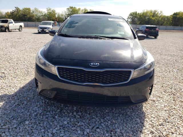 Photo 5 from auction – 2017 KIA FORTE LX with VIN 3KPFK4A79HE136170