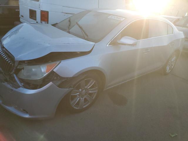 BUICK LACROSSE 2013 مع رقم تعريف المركبة 1G4GC5E30DF155023 - صورة من المزاد