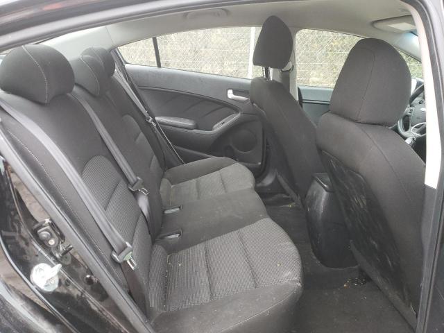 Photo 10 from auction – 2017 KIA FORTE LX with VIN 3KPFK4A71HE037021