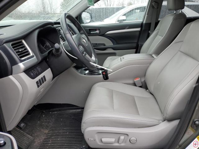 Photo 7 from auction – 2019 TOYOTA HIGHLANDER with VIN 5TDJZRFH4KS745460