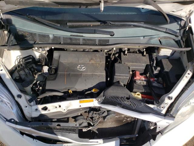 Photo 12 from auction – 2013 TOYOTA SIENNA XLE with VIN 5TDYK3DC4DS366694