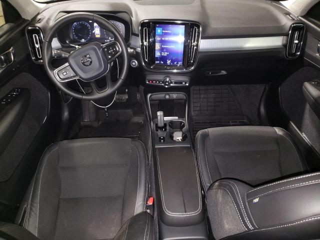 Photo 8 from auction – 2020 VOLVO XC40 T5 MO with VIN YV4162UK4L2310068