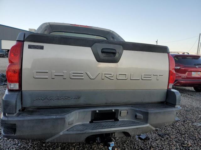 Photo 6 from auction – 2004 CHEVROLET AVALANCHE with VIN 3GNEK12T84G246249
