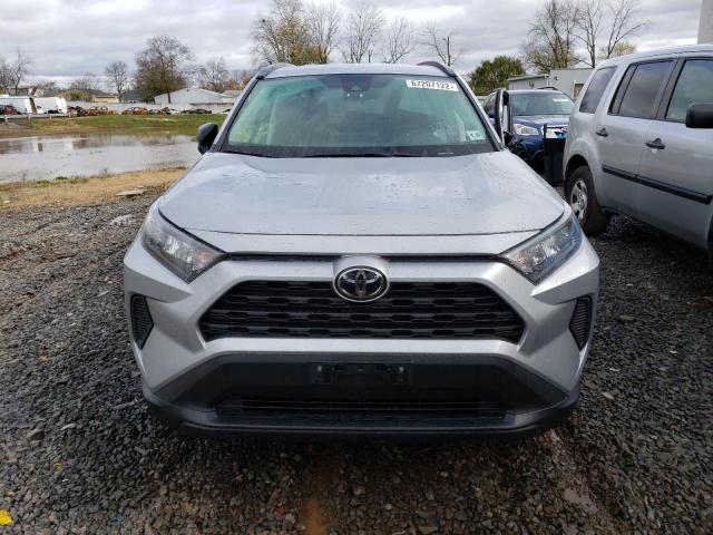 Photo 5 from auction – 2020 TOYOTA RAV4 LE with VIN 2T3F1RFV0LW099028