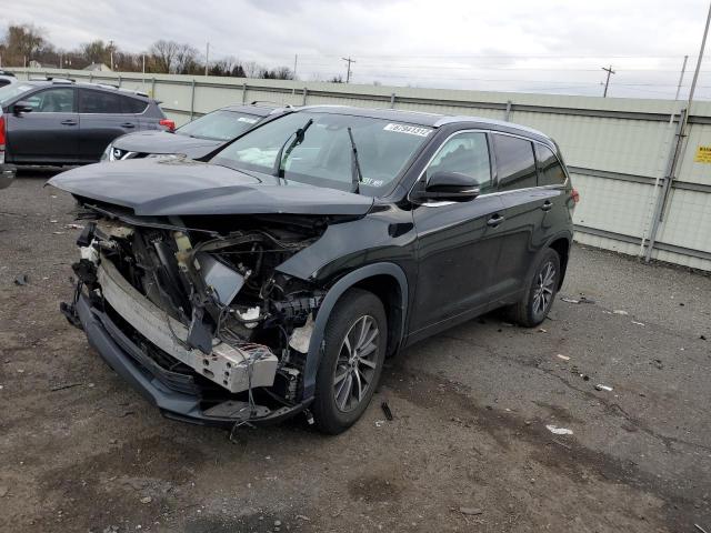 TOYOTA HIGHLANDER 2017 with VIN 5TDJZRFH9HS451366 - Photo from auction