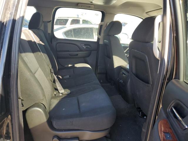 Photo 11 from auction – 2011 CHEVROLET SUBURBAN K with VIN 1GNSKHE35BR174737
