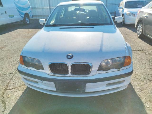 Photo 5 from auction – 2001 BMW 3 SERIES with VIN WBAAV33421FU76655