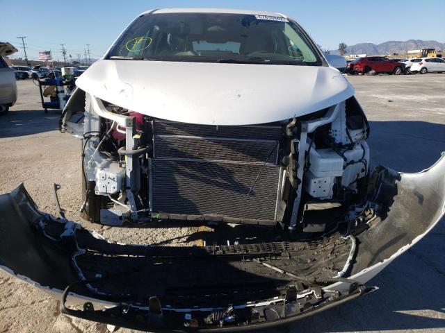 Photo 5 from auction – 2022 TOYOTA SIENNA LE with VIN 5TDKRKEC4NS077696