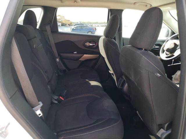 Photo 11 from auction – 2017 JEEP CHEROKEE L with VIN 1C4PJLCB2HW668188