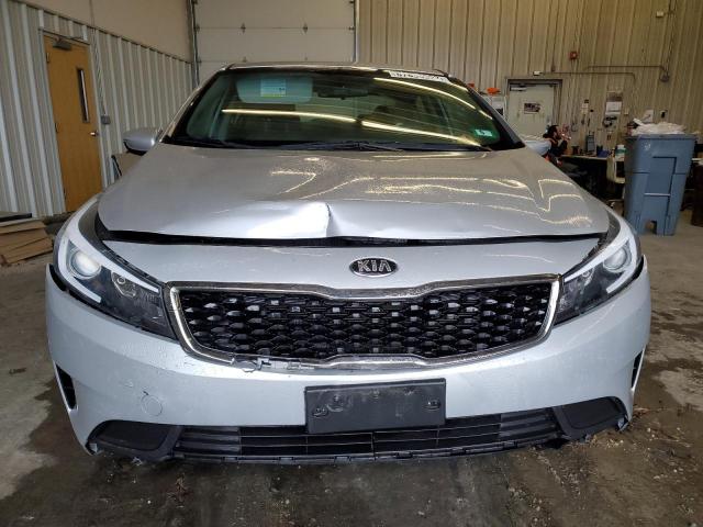 Photo 5 from auction – 2017 KIA FORTE LX with VIN 3KPFK4A71HE060363