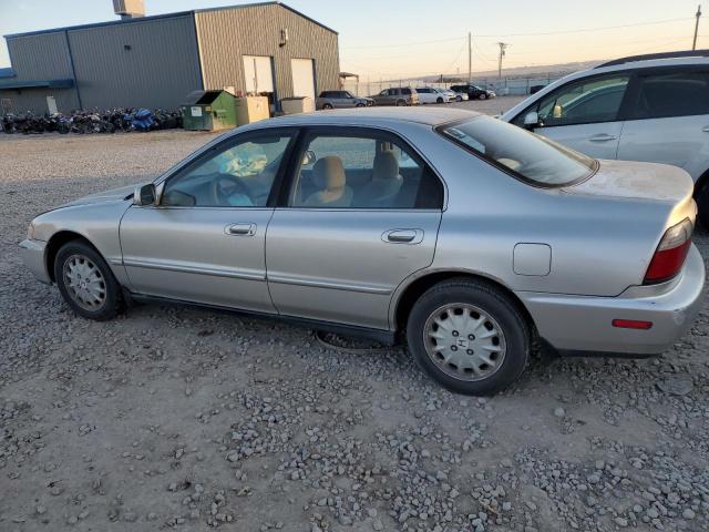 Photo 2 from auction – 1997 HONDA ACCORD EX with VIN 1HGCD5654VA012558