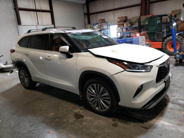 Photo 4 from auction – 2020 TOYOTA HIGHLANDER with VIN 5TDFZRBH9LS028503