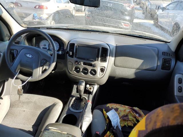 Photo 8 from auction – 2005 FORD ESCAPE XLT with VIN 1FMYU93165KA22009