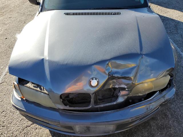 Photo 11 from auction – 2000 BMW 323 I with VIN WBAAM3348YFP78710
