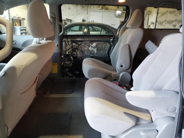 Photo 11 from auction – 2013 TOYOTA SIENNA LE with VIN 5TDKK3DC4DS358715