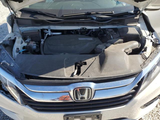 Photo 12 from auction – 2018 HONDA ODYSSEY EX with VIN 5FNRL6H74JB062863