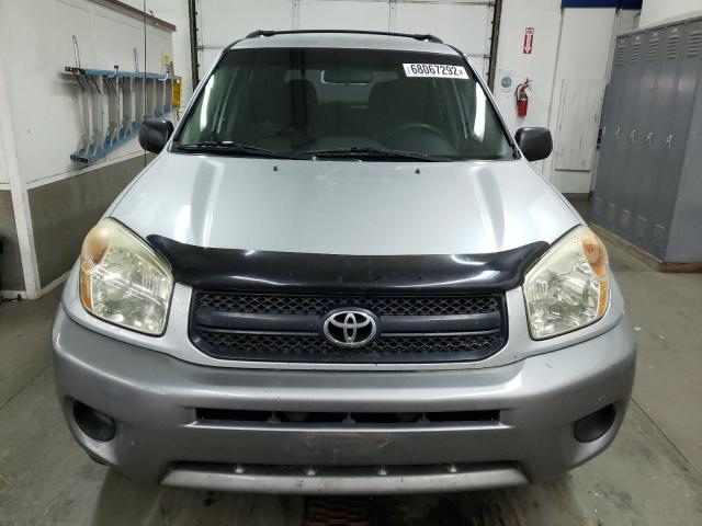 Photo 5 from auction – 2004 TOYOTA RAV4 with VIN JTEHD20VX40001172