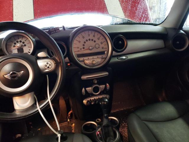 Photo 8 from auction – 2007 MINI COOPER with VIN WMWMF335X7TT53957