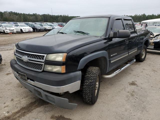 CHEVROLET SILVERADO 2005 with VIN 1GCHC23U65F898306 - Photo from auction