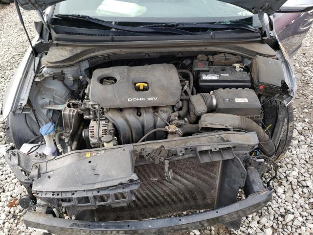 Photo 11 from auction – 2017 HYUNDAI ELANTRA with VIN 5NPD84LF6HH054435