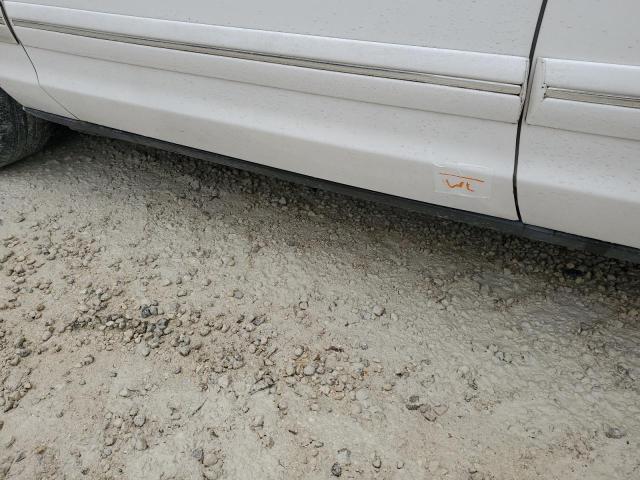 Photo 12 from auction – 1997 MERCURY GRAND MARQ with VIN 2MELM75W1VX735245