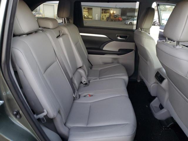 Photo 11 from auction – 2016 TOYOTA HIGHLANDER with VIN 5TDJKRFH4GS348231