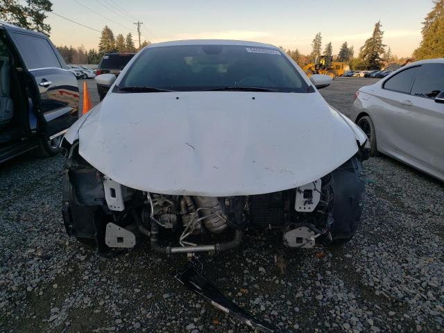 Photo 5 from auction – 2016 CHRYSLER 200 LIMITE with VIN 1C3CCCAB4GN110976