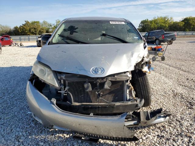 Photo 5 from auction – 2013 TOYOTA SIENNA with VIN 5TDZK3DC7DS402222