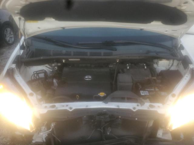 Photo 12 from auction – 2011 TOYOTA SIENNA LE with VIN 5TDKK3DC5BS124029