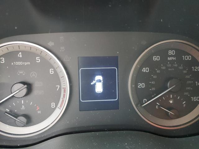 Photo 9 from auction – 2017 HYUNDAI TUCSON LIM with VIN KM8J3CA40HU290769