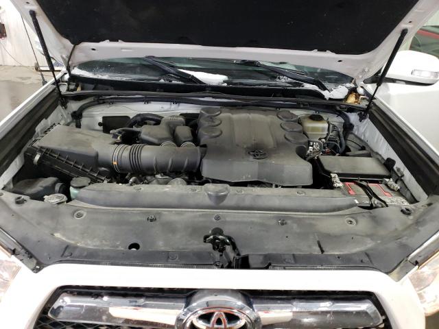 Photo 12 from auction – 2013 TOYOTA 4RUNNER SR with VIN JTEBU5JR8D5140843