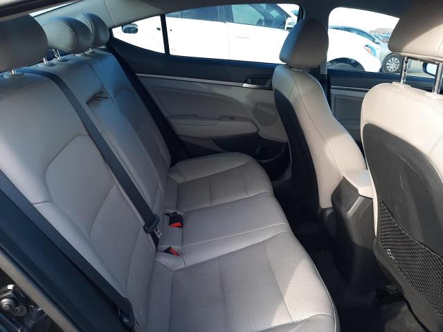 Photo 10 from auction – 2017 HYUNDAI ELANTRA SE with VIN 5NPD84LF6HH015263