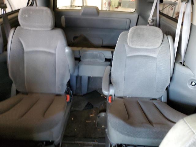 Photo 10 from auction – 2005 DODGE GRAND CARA with VIN 2D4GP44L15R131394