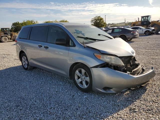 Photo 4 from auction – 2013 TOYOTA SIENNA with VIN 5TDZK3DC7DS402222