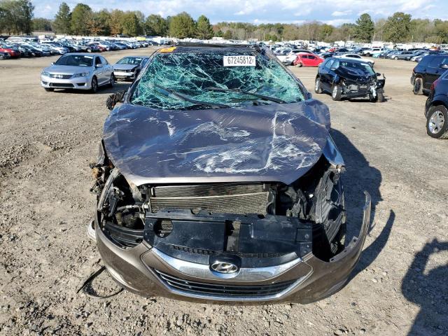 Photo 5 from auction – 2011 HYUNDAI TUCSON GLS with VIN KM8JUCAC3BU148170