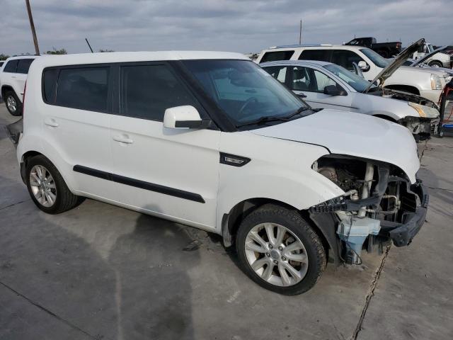 Photo 4 from auction – 2013 KIA SOUL with VIN KNDJT2A57D7775779
