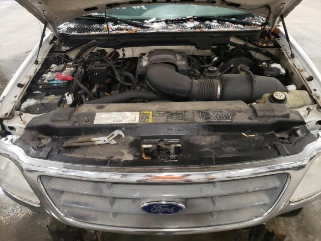 Photo 11 from auction – 2003 FORD F150 with VIN 2FTRX18W63CA92827