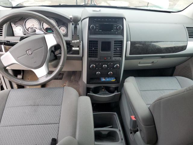 Photo 8 from auction – 2010 DODGE GRAND CARA with VIN 2D4RN5DXXAR124624