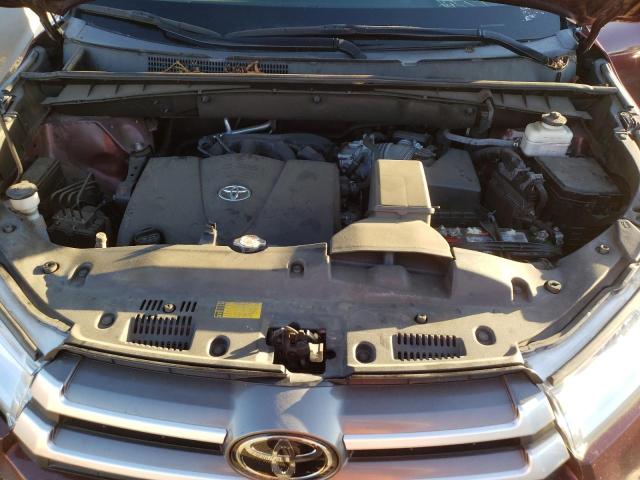 Photo 11 from auction – 2018 TOYOTA HIGHLANDER with VIN 5TDZZRFH4JS253657