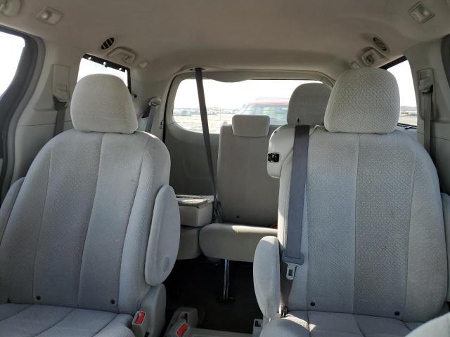 Photo 10 from auction – 2011 TOYOTA SIENNA LE with VIN 5TDKK3DC8BS005374