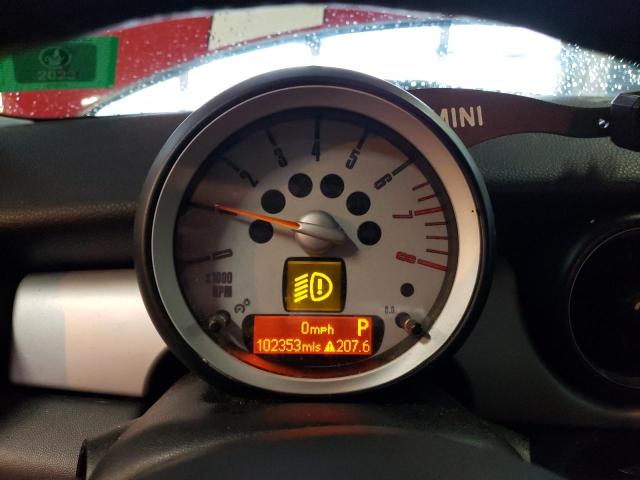 Photo 9 from auction – 2007 MINI COOPER with VIN WMWMF335X7TT53957