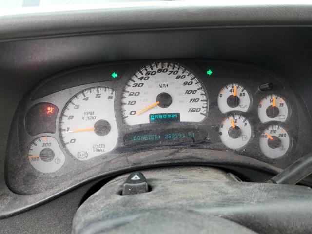 Photo 8 from auction – 2004 CHEVROLET SILVERADO with VIN 2GCEK19N141130934