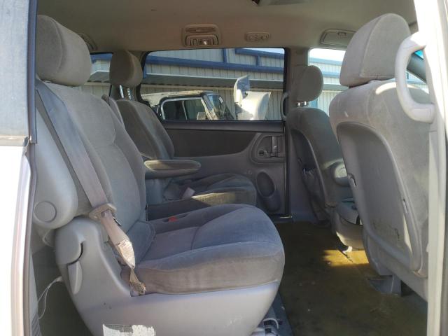 Photo 11 from auction – 2004 TOYOTA SIENNA CE with VIN 5TDZA23C94S136023