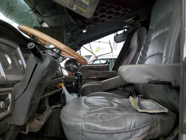 Photo 7 from auction – 2012 KENWORTH CONSTRUCTI with VIN 1NKDX40X1CJ324346