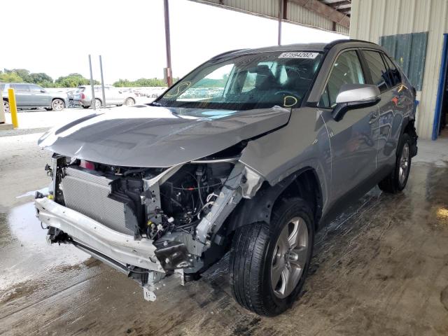 TOYOTA RAV4 XLE 2022 with VIN 2T3W1RFV3NC199273 - Photo from auction