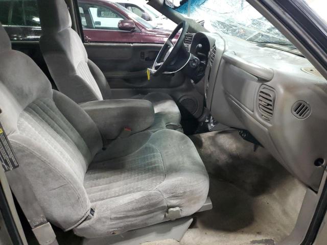 Photo 7 from auction – 2001 CHEVROLET BLAZER with VIN 1GNCS13W612227252