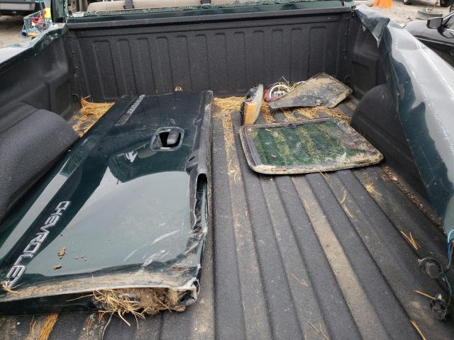 Photo 12 from auction – 2003 CHEVROLET SILVERADO with VIN 1GCEK19T13E149687